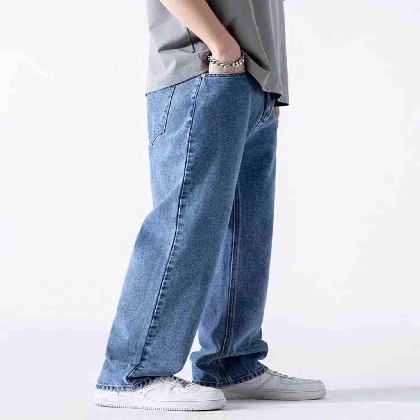 Men's Wide-Leg Denim Jeans